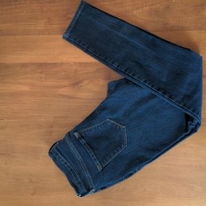 Old Navy Curvy Mid Rise Skinny Denim Jean